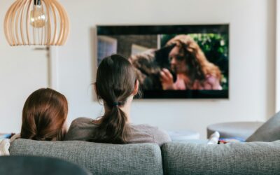 Ką žiūrėti, kai norisi gerų emocijų: 9 išmintingi, bet šviesūs kino pasakojimai nuotaikai pakelti