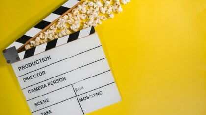 Kaip veikia antraplaniai personažai kine: tylūs siužeto varikliai, be kurių filmas sugriūtų