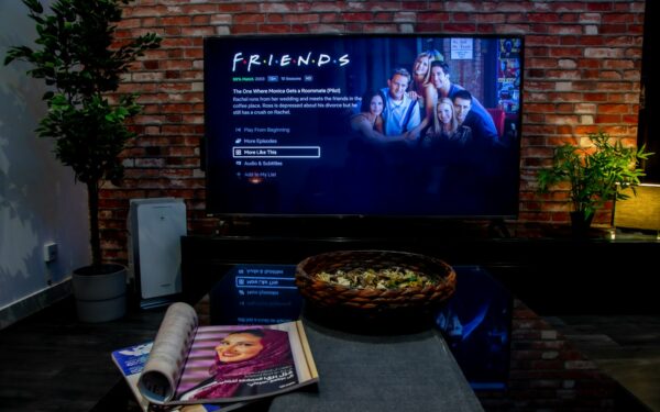 Komedijos kino gidas: nuo subtilaus humoro iki juodų juokų, kaip išsirinkti filmą pagal nuotaiką