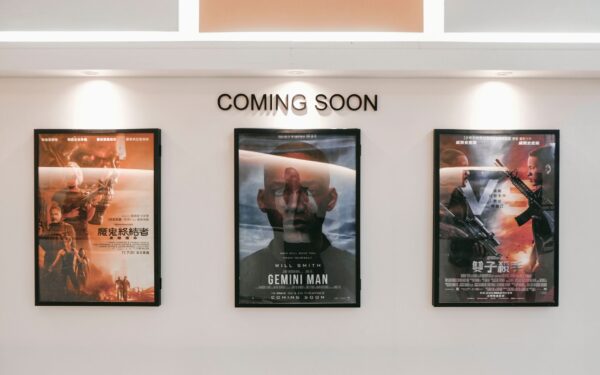 Kas yra kino reitingai ir kaip jie veikia: nuo amžiaus apribojimų iki žiūrovų lūkesčių salėje