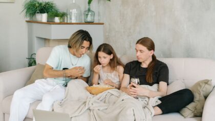 Šeimos žiūrėjimui tinkami animaciniai kūriniai: kaip išsirinkti pagal vaikų amžių ir tėvų kantrybę